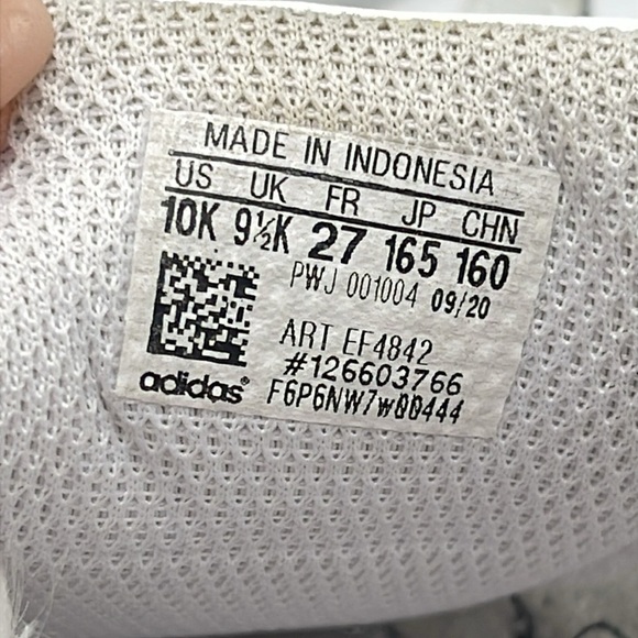 Adidas White and Black Velcro Sneakers Size US 10K - Picture 8 of 9